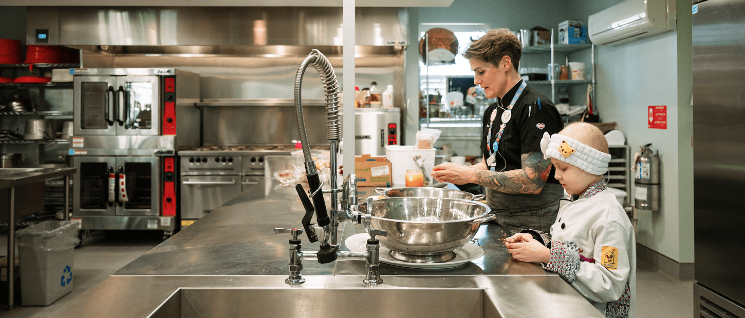 Food preparation in the kitchen